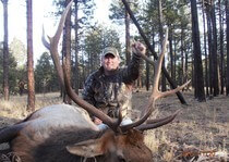 <p>New Mexico elk hunting clients with H&A Outfitters Inc.</p>