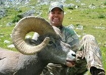 H&A Outfitters, Inc. is a fully licensed, insured full-time outfitter based out of Santa Fe, New Mexico, specializing in professional, fully guided hunts since 1992 in many prime areas in the state.